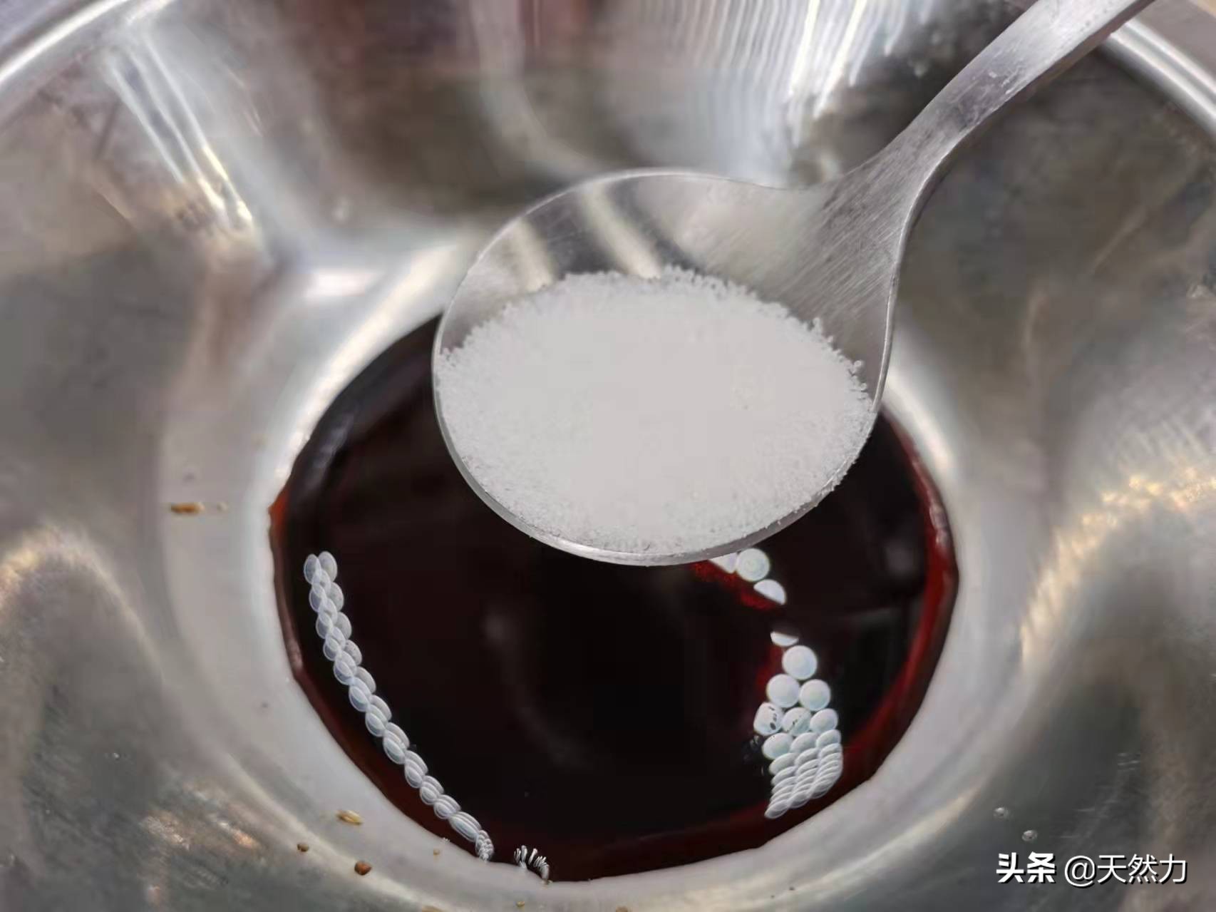 炝炒手撕包菜的做法（手撕包菜详细的做法技巧）