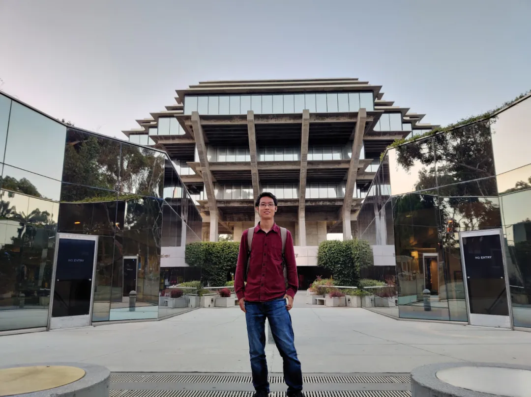 邓宇星：人生在挑战中前行