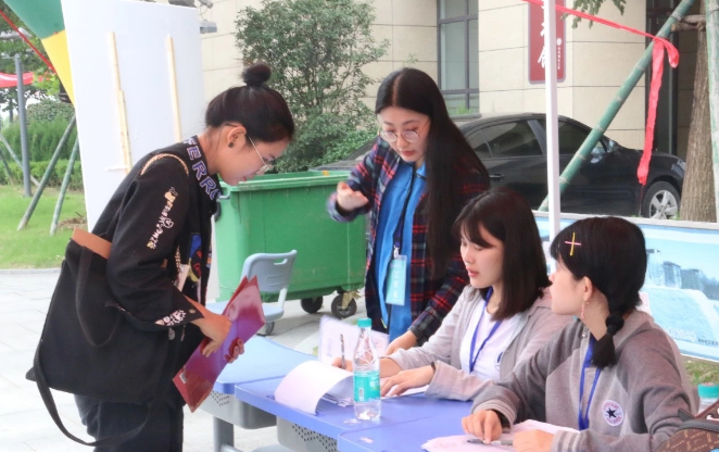 成绩500分以上考生，选“一本好城市”还是“偏远211”，不可错过