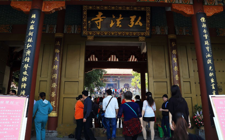 佛教尼姑如何面对与处理生理需求问题的探讨与解析