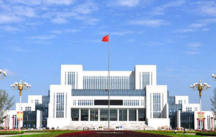 这3所山东的综合类二本高校，适合中等生报考，优势多就业机会多