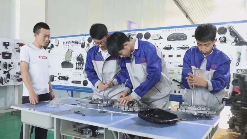 线上看校园 || 带您走进哈尔滨铁建工程高级技工学校