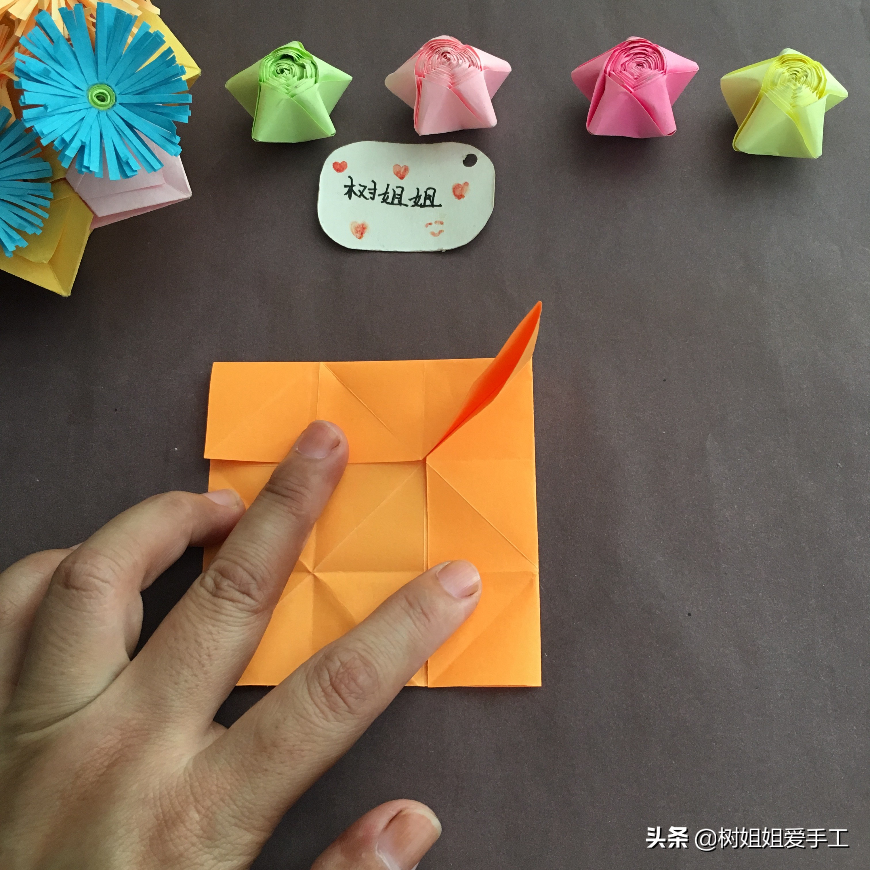 用正方形纸折东西(动物折纸:燕尾蝶的折法,只需1个正方形)