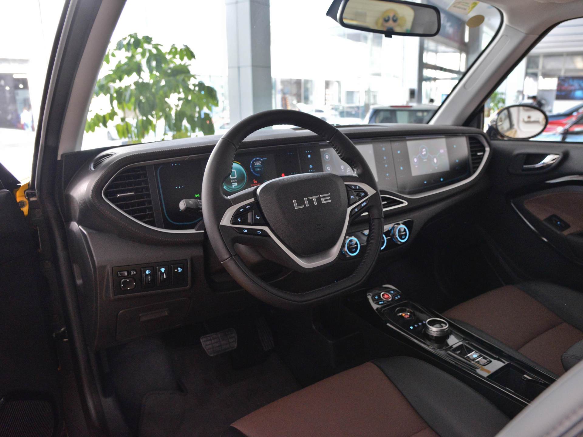 lite电动汽车多少钱(能上牌长续航) - 价格百科