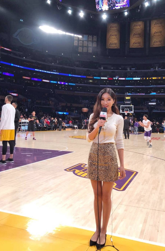 腾讯篮球世界杯美女(中国美女主播和NBA球员关系这么好)