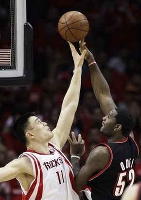 为什么nba以前的数据不爆炸(NBA状元打CBA，随便虐！凭什么杜兰特大学干不过他？)