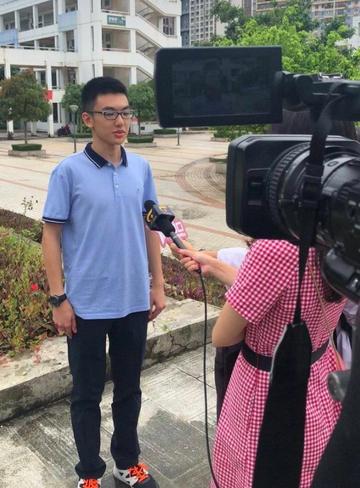 730分上清华，两科满分的“最帅高考状元”杨晨煜，为何如此牛？