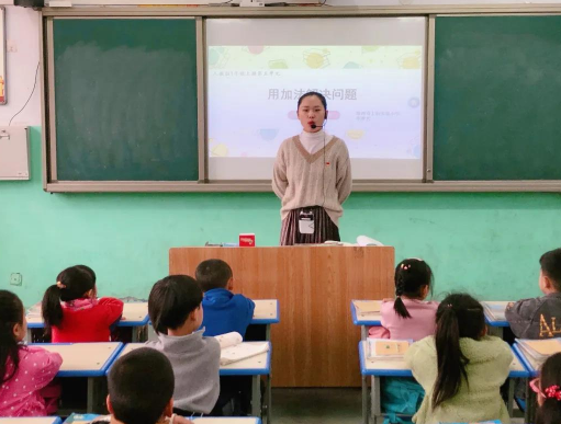 老师工资表走红，多名教师相继晒出工资单，差距不是一般的大