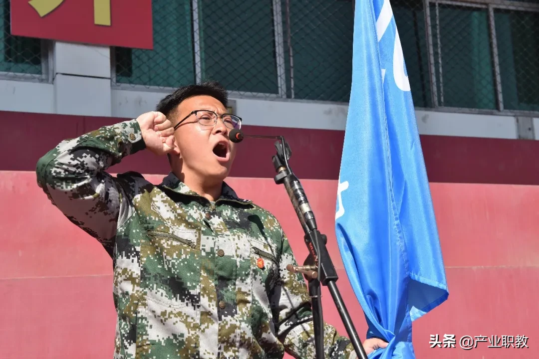 宣化一中举行开学典礼：铮铮誓言看行动，发声亮剑争朝夕