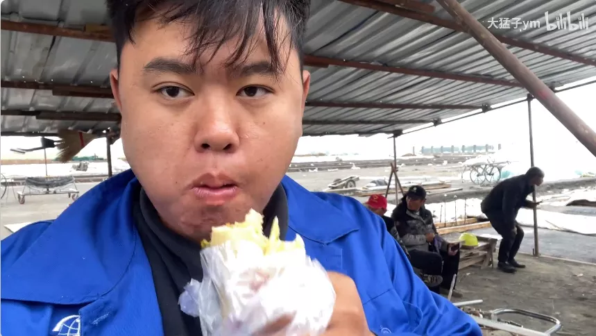 祝大猛子与何同学，都有光明的未来