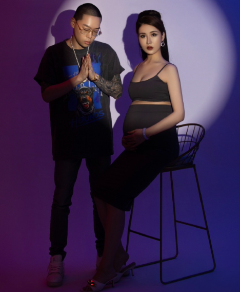 28岁男歌手喜得二胎！结婚3年连生俩女儿，妻子毕业于军艺颜值高