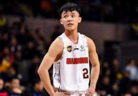 cba徐杰是哪个学校的（广东小将圆梦大学！被保送广体，为了打CBA曾拒绝清华北大）