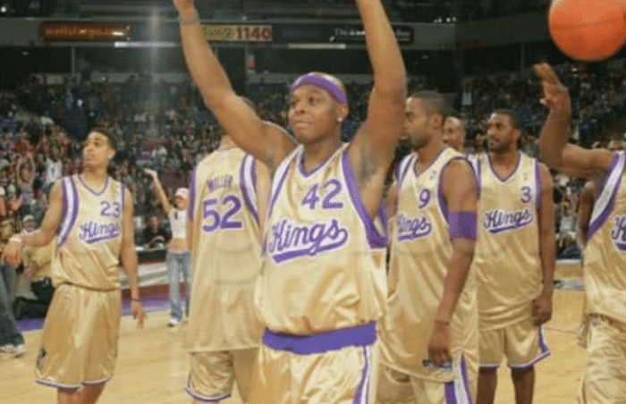 nba有哪些队的球衣是黄色（盘点篮球最丑球衣，公牛红蓝配，步行者金黄裤衩，全明星奇葩设计）