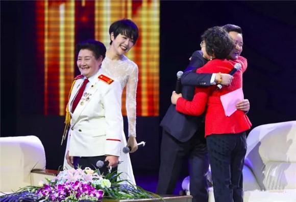 教师节怎么过？是休息一天还是办晚会活动，老师和家长意见不同