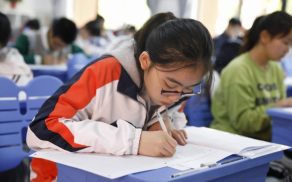 中考300分想上高中怎么办？聪明家长会用这个办法，考大学不是梦