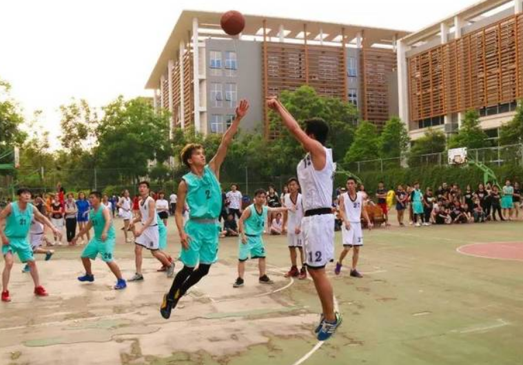 最严“体测校规”出台，在这所大学体测不及格，将会拿不到毕业证