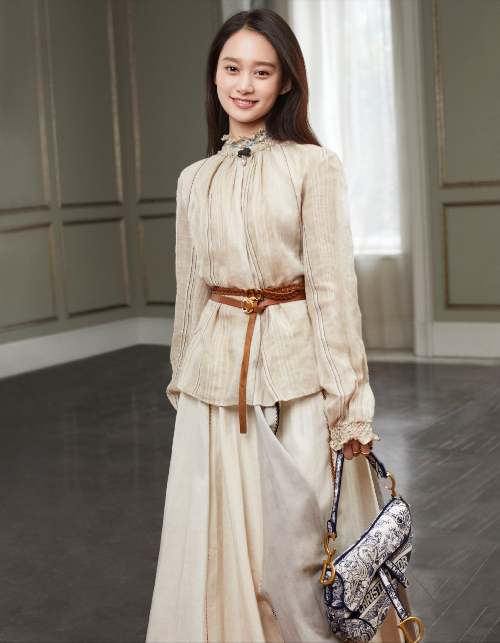 北电中传上戏三校第一的夏梦，身穿Dior气场好强，真是后生可畏