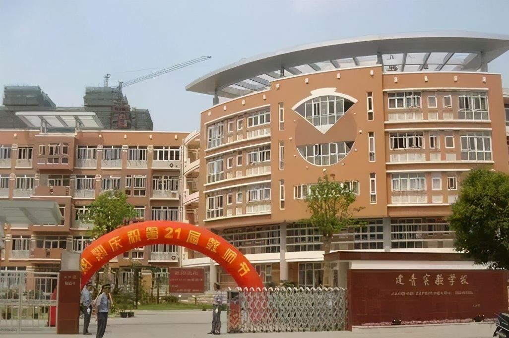 堪比双学区！上海各区公办一贯制学校盘点，升学一步到位