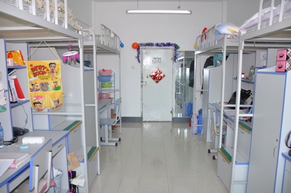 这4所高校宿舍“不一般”，不少高校生羡慕：又是别人家的