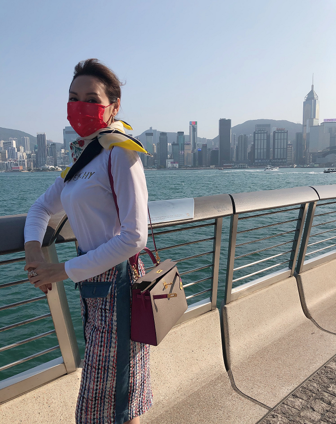 郭可盈黎姿同框，豪门千金与阔太的既视感明显，却都不太显年龄