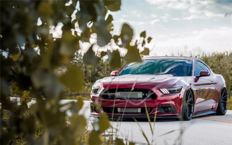一台“保持原汁原味”“特立独行”的福特野马Mustang GT !