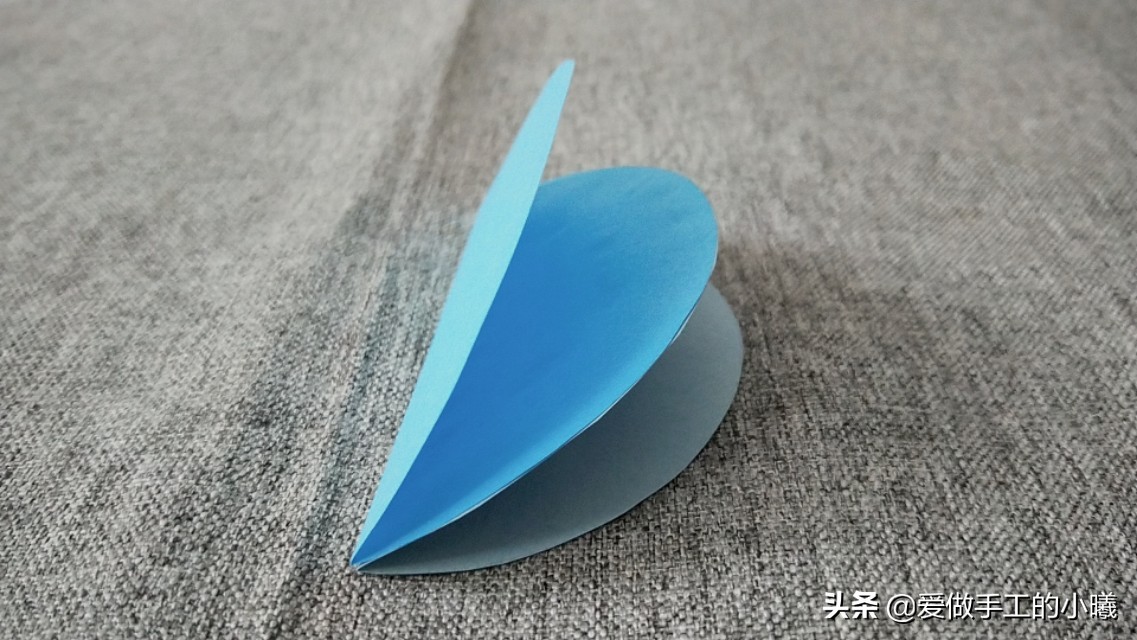 幼儿园手工教程，简单好看的折纸灯笼，简单几步轻松完成