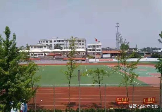 陪我复读考上北大的那一年，妈妈老了十岁