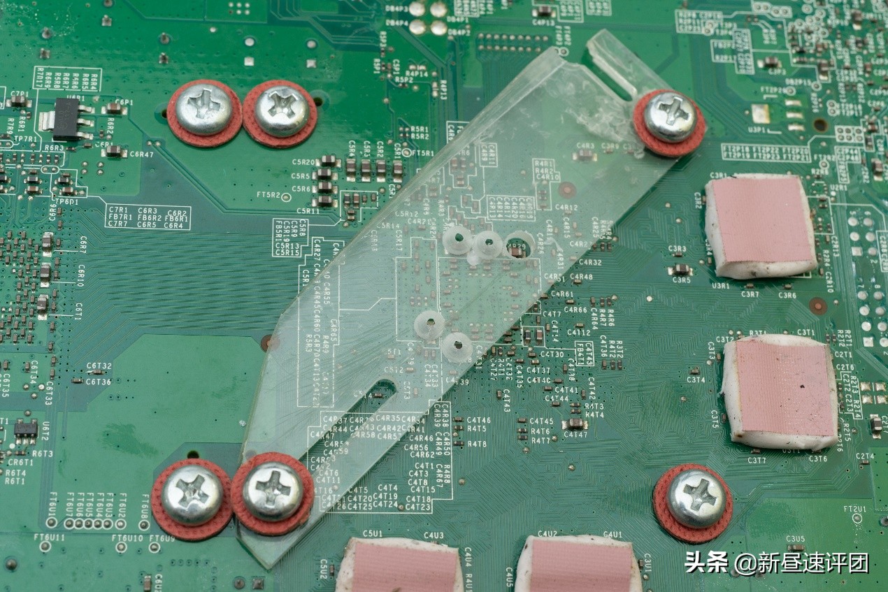 XBOX360拆解修复：我在厨房解决了万年诟病的三红问题