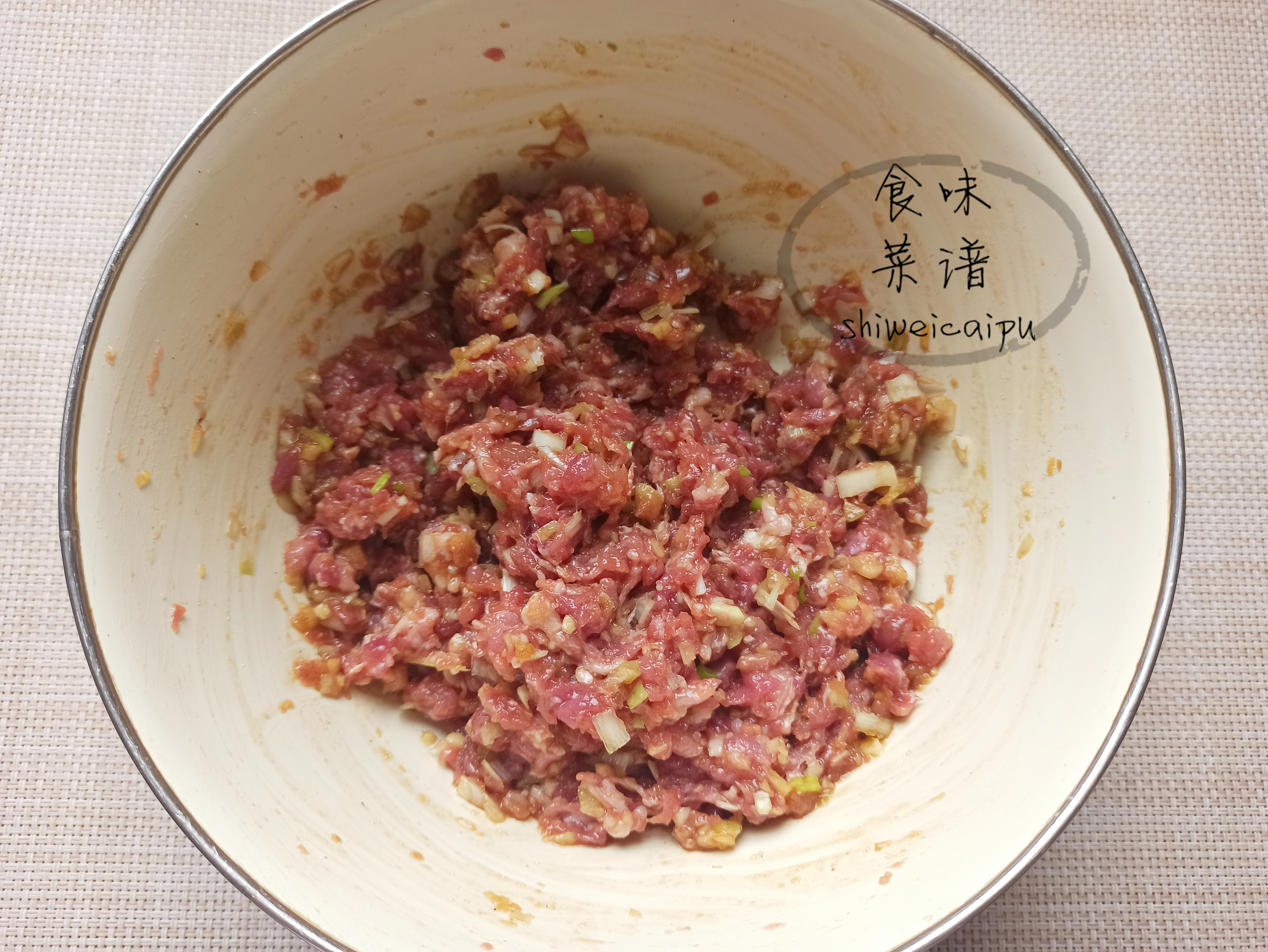 洋葱的18种家常做法（教你做甜脆不辣美味的洋葱）
