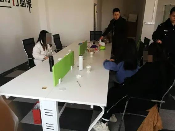 鄱阳警方抓获6名“贷款中介”，捣毁一贷款诈骗窝点