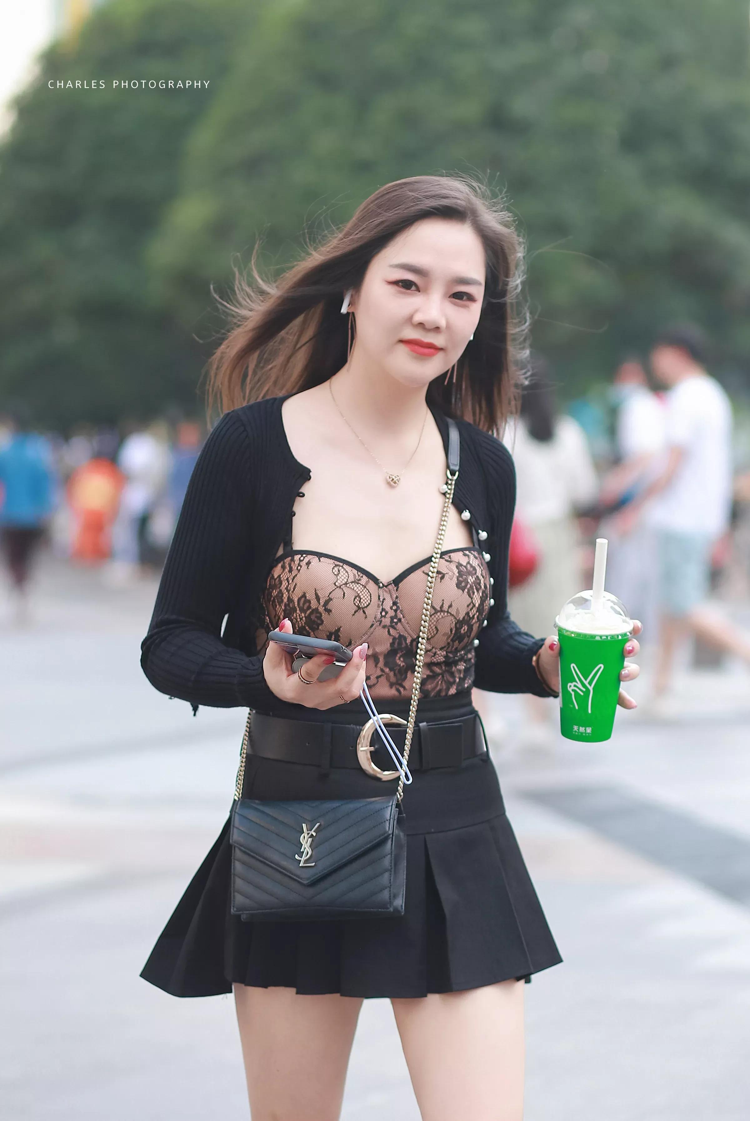 街拍 性感迷人的小姐姐们