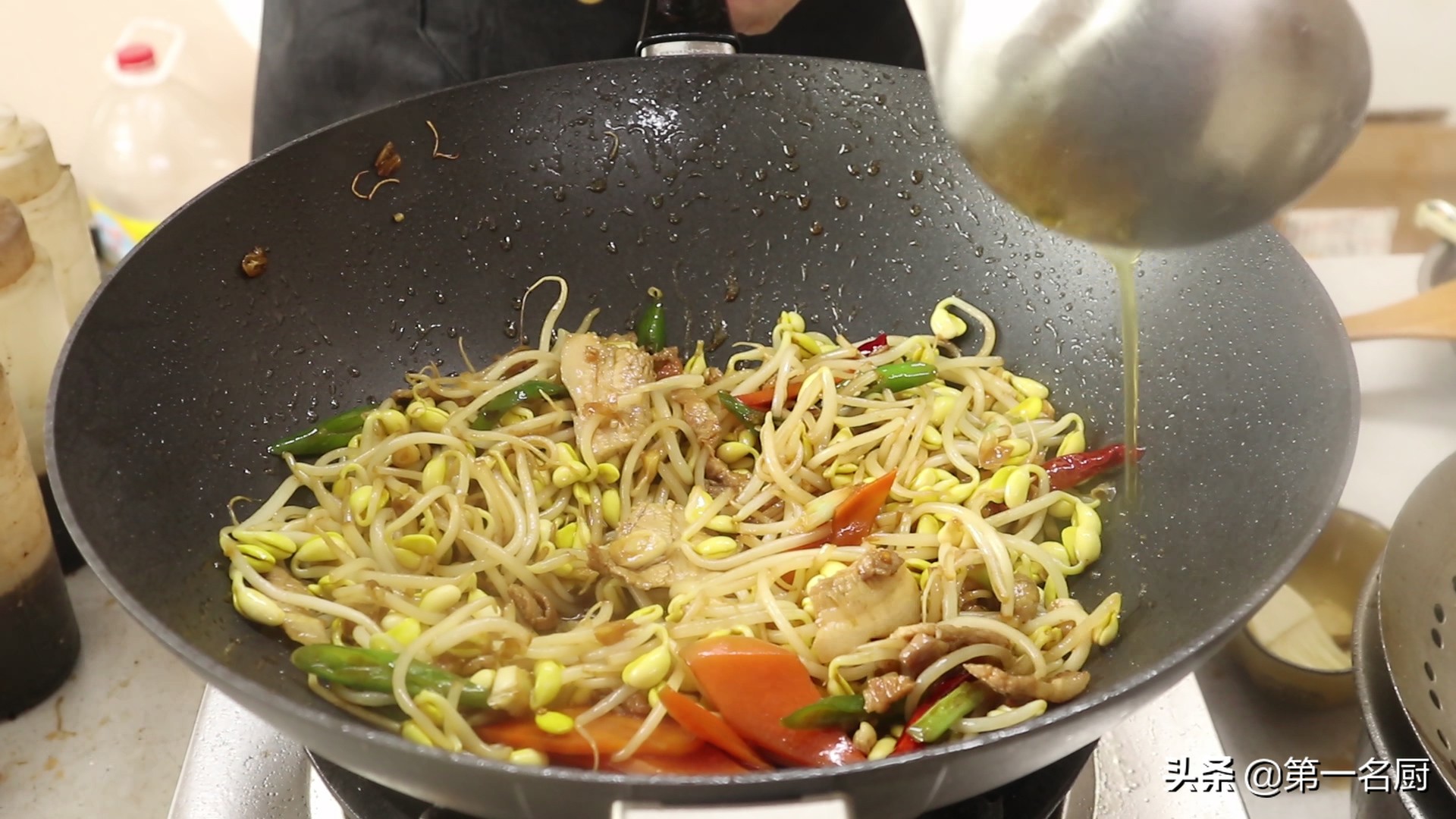 豆芽怎么炒好吃,豆芽怎么炒好吃又簡(jiǎn)單