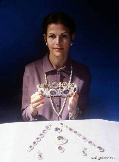 瑞典王室的传家宝，这顶最“平民”的冠冕，普通人也能买得起