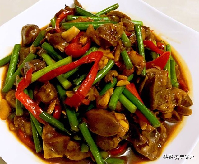 17道和蒜苗搭配的家常菜做法，口味鲜美，营养丰富