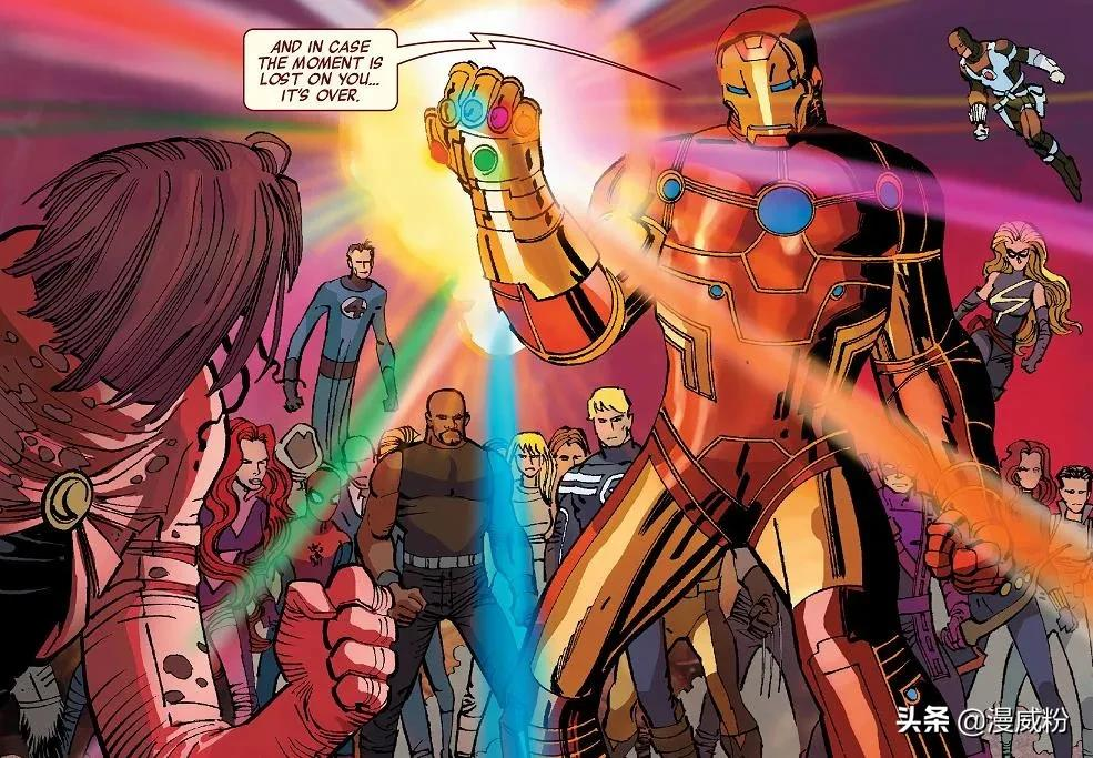 钢铁侠第一次使用无限手套，跟《复联4》的结局完全不同