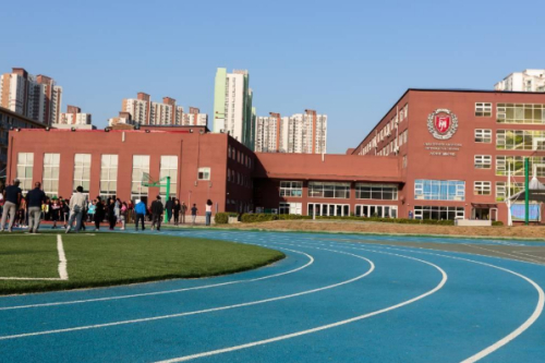 壕气！北京“土豪学校”大揭秘，扎堆朝阳区，你的孩子在上吗
