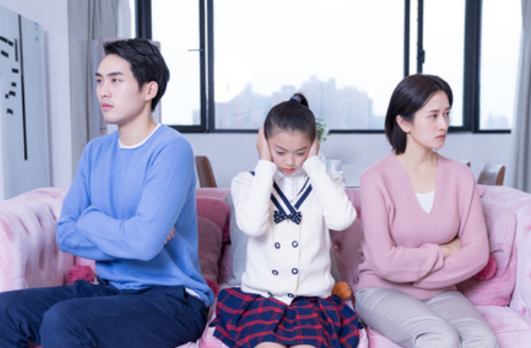 义务教育阶段，学校将无权开除学生？家长：保护一个人害了一群人