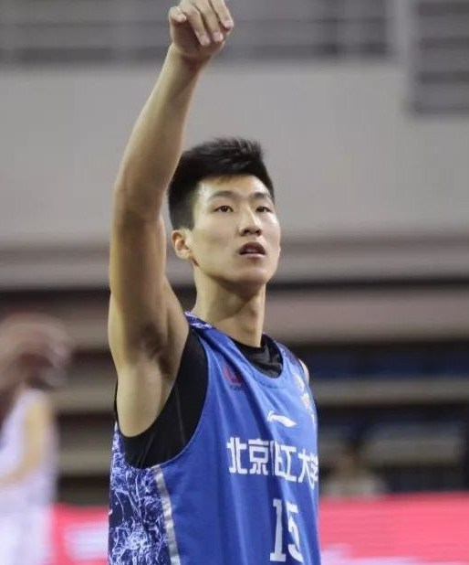 篮球3v3世界杯u23(英才齐聚！2021年CBA选秀最全面预测，青年才俊带你一网打尽)