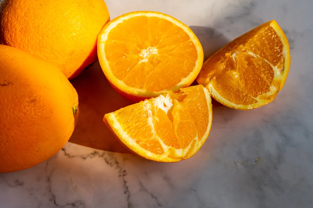 江西水果三宝之一，得多好吃的赣南脐橙，才被誉为“香水炸弹”？