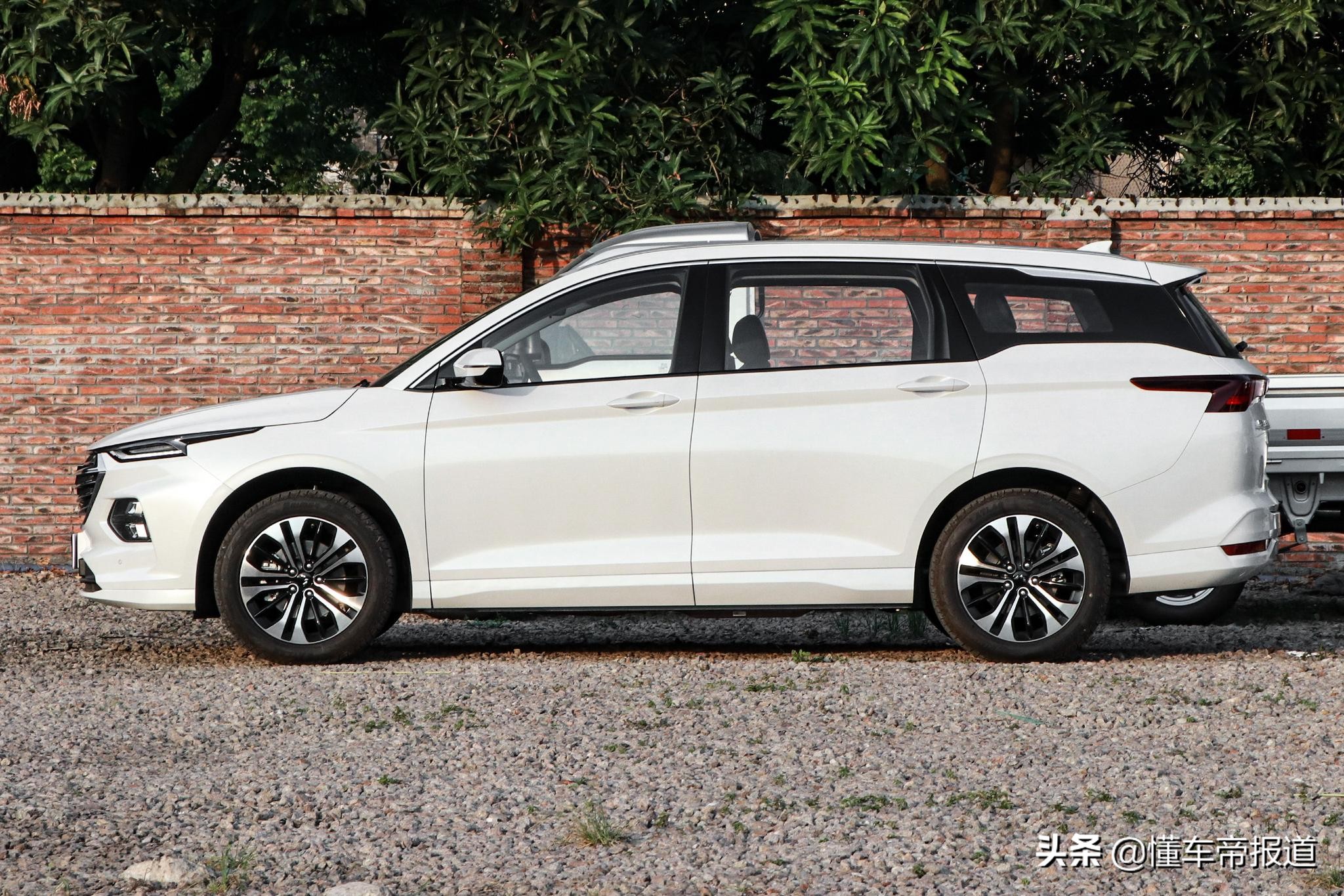 新车 | 售8.58万元起，五菱凯捷Victory上市