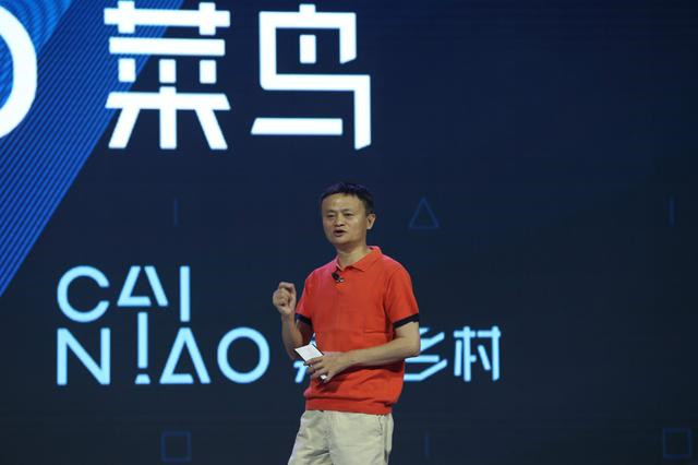 顺丰小哥被打,顺丰小哥被打最新进展:打人的哥被拘致歉