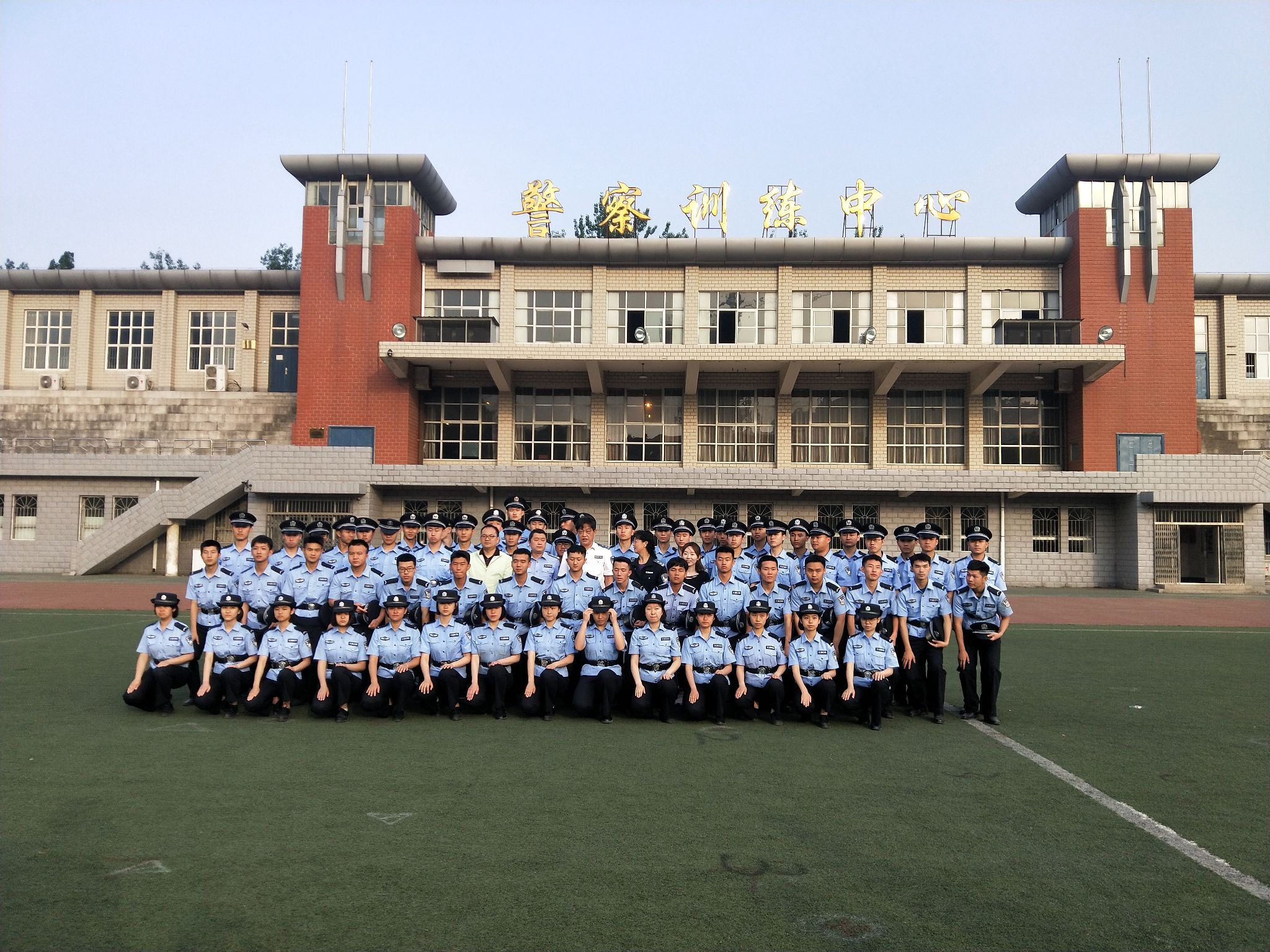 最后就是中国人民武装警察部队警官学院和公安海警学院,这两所学校从