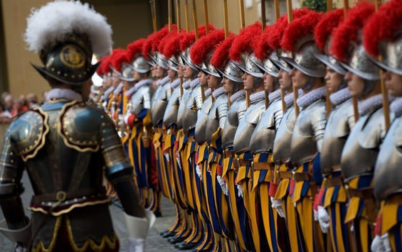 为什么清华大学教授错了？落后真的要挨打吗？答案就在《三体》里