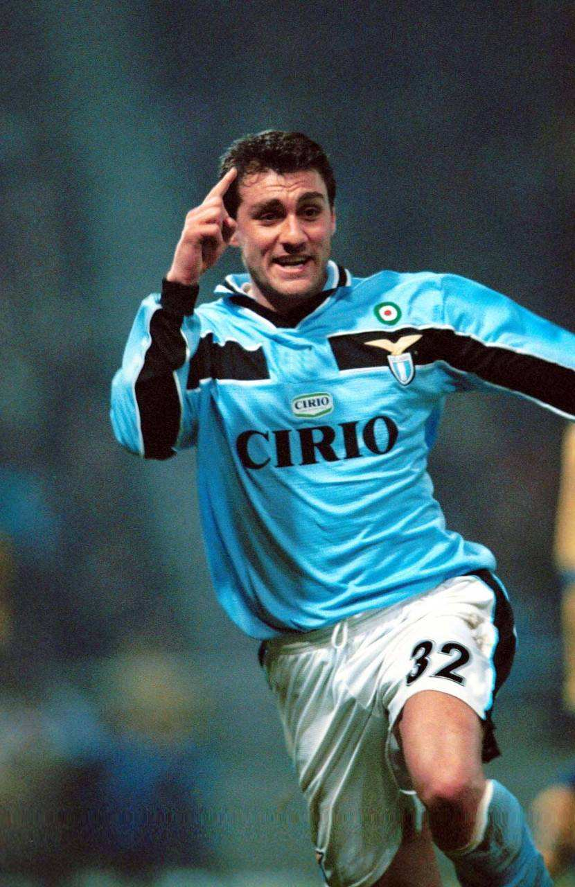 克里斯蒂安马尔蒂尼能打上主力吗(意大利锋霸维埃里:多特是哈兰德的