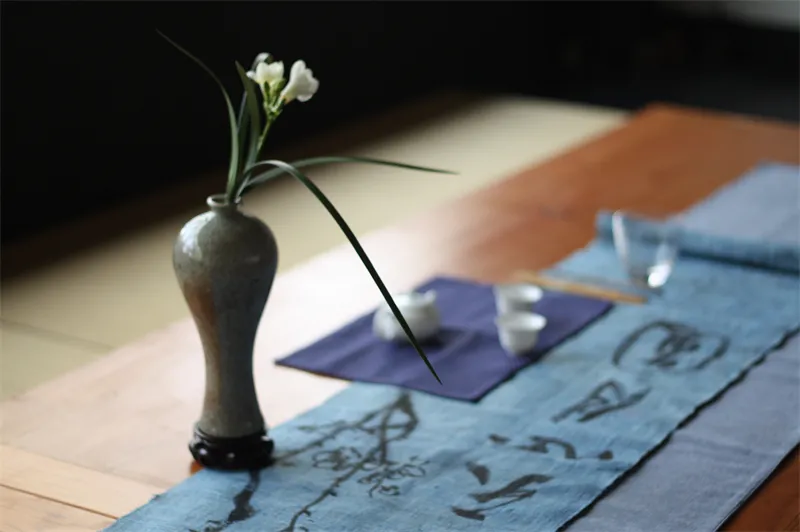 茶席花 茶道美学中的点睛之笔 佳辰