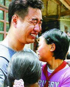 丛飞：住58平房子，倾家荡产做慈善，妻子30岁离世，自己37岁离世