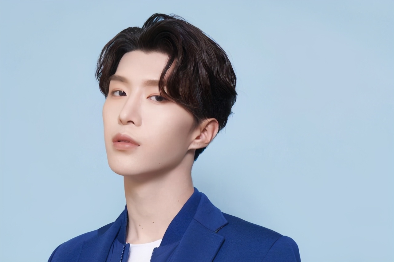 洪金宝范冰冰是什么关系(台媒曝洪金宝情史,和范冰冰传绯闻,范丞丞被