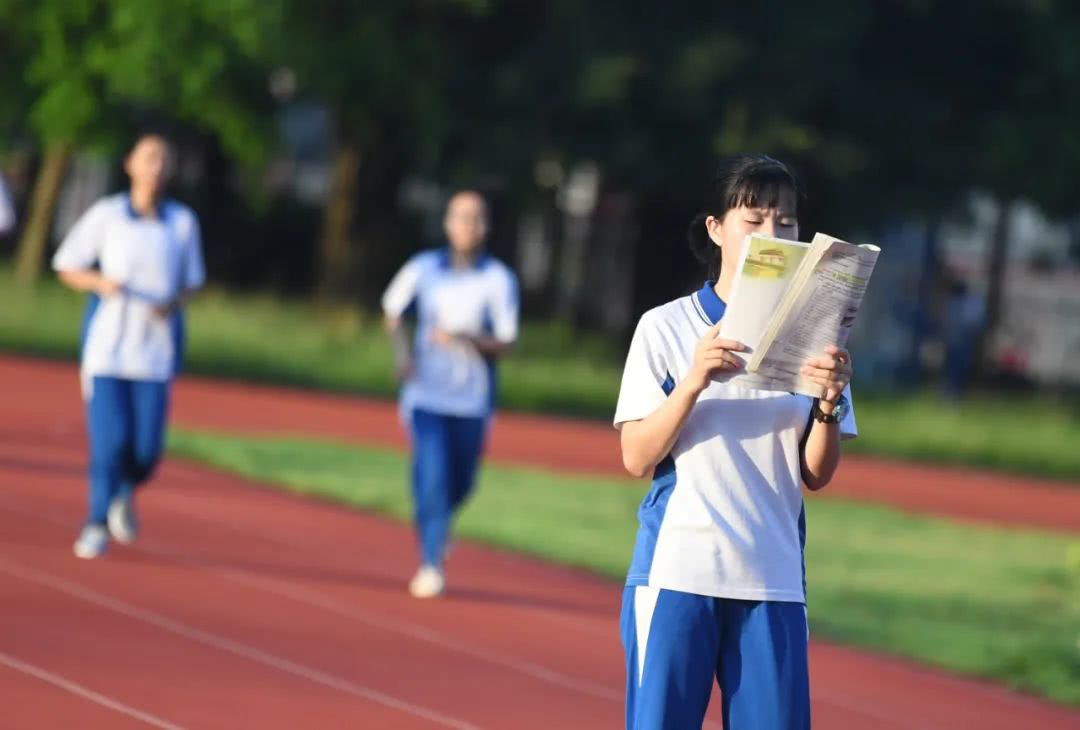 高考文言文分值增加，大量阅读是关键，答题技巧只是“加分项”