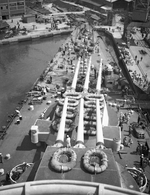 1943年，意大利最强战列舰“罗马”，让德军拿“黑科技”两下打沉