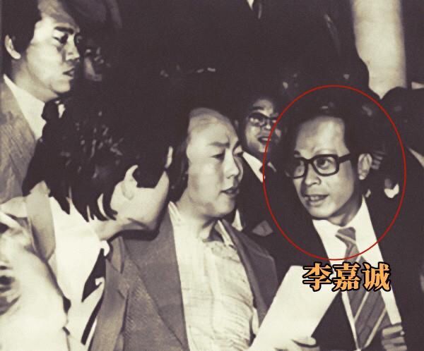 香港痴情女首富：建318米高楼示爱，寻夫17年被骗20亿